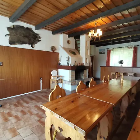 Feriehus Rekreacni Dum Klenovice *